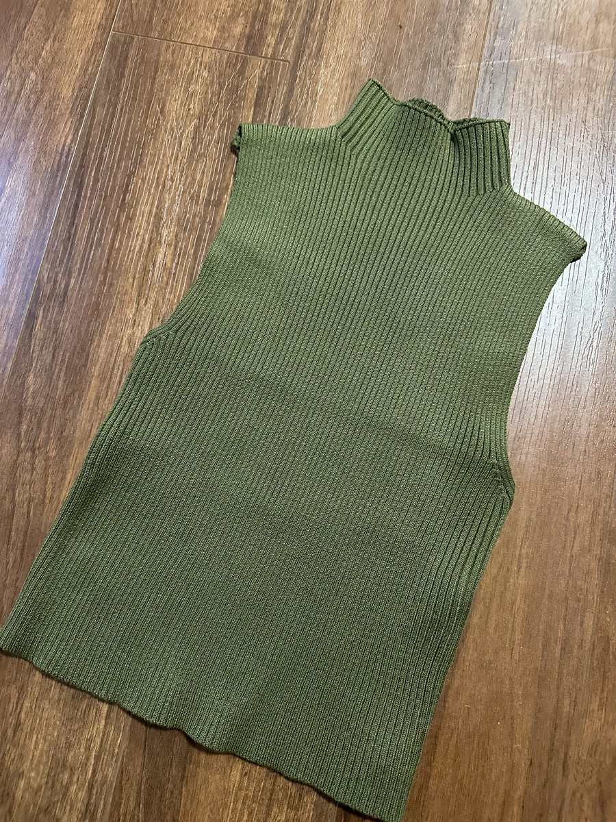 Essential Ribbed Tank - Olive